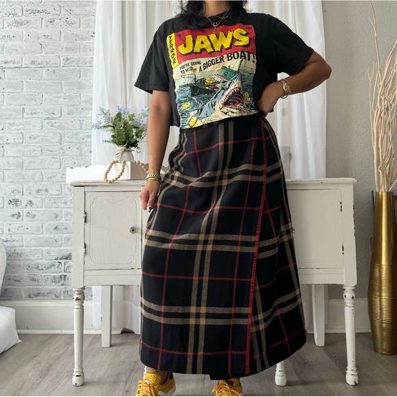 Requirements Plaid Skirt - Picture 6 of 11